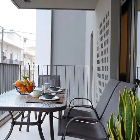 Stylish Near The Sea In Chania Apartment *